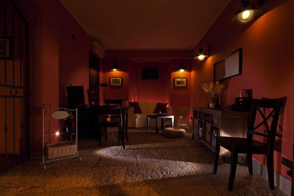 B&B Cortile Di Venere Trapani Exteriör bild